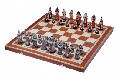 FANTASÍA - piezas pintadas de piedra, caja de ajedrez de madera